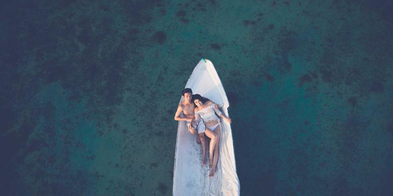 旅行穿搭胶囊衣橱：10件时尚女装单品搞定一周出游所有造型 | 潮流趋势与日常搭配指南