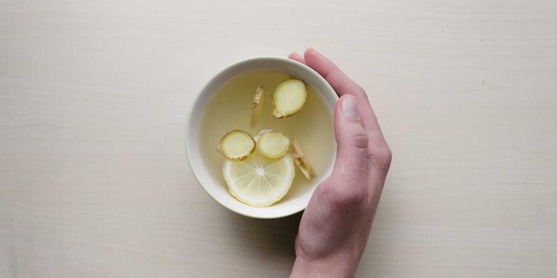日常搭配新哲学：平价快时尚与高端设计师品牌混搭术，打造层次感时尚造型